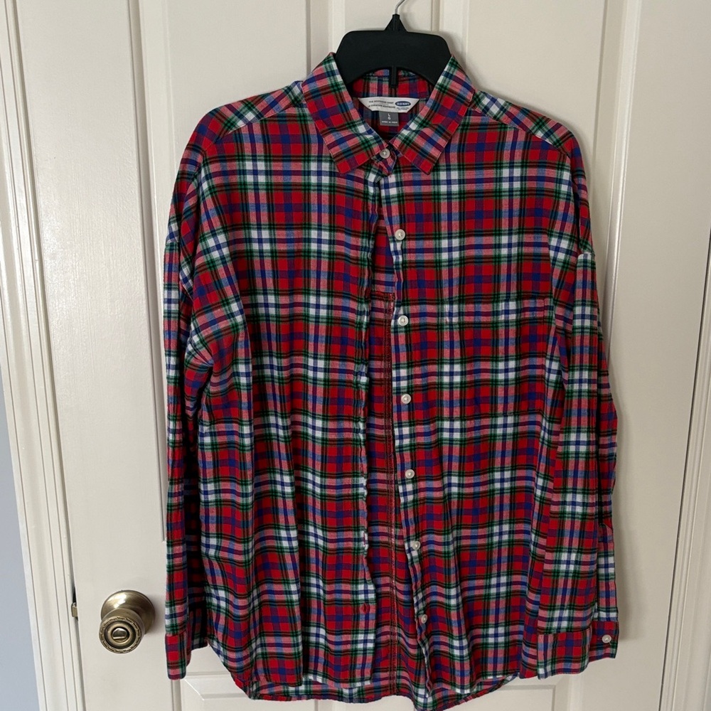 Old Navy Red Green Plaid Button-Up Shirt